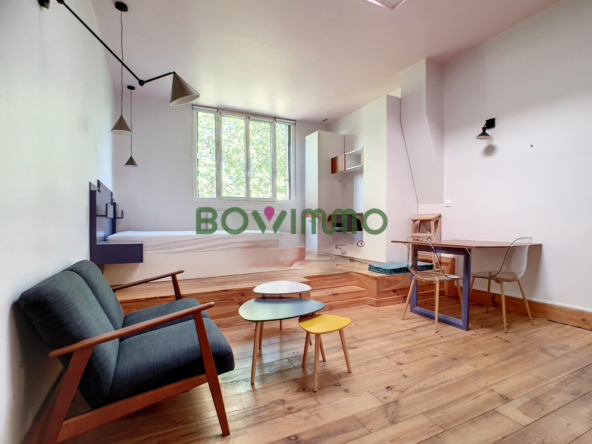 Appartement d'une pièce style loft à louer meublé - Avenue Daumesnil - Paris 12