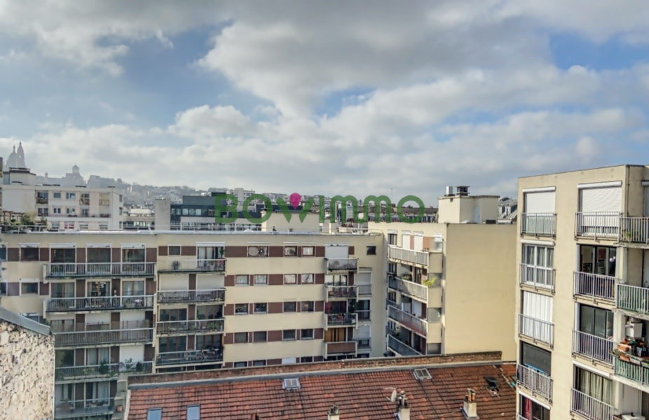 2 pièces avec balcon à louer meublé - Bd Ornano - Paris 18