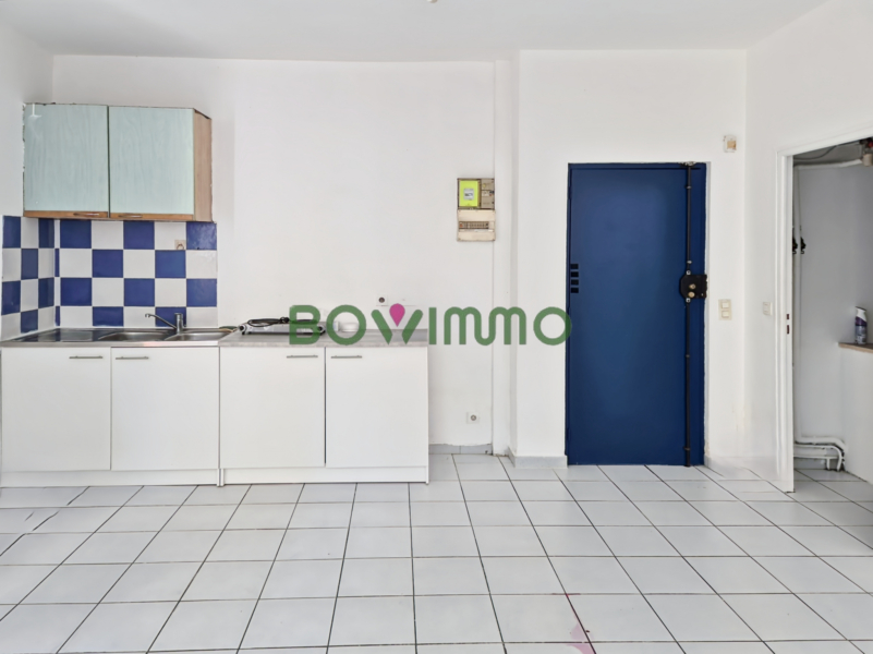 2 pièces avec balcon à vendre - Cours Belsunce - Marseille 1er