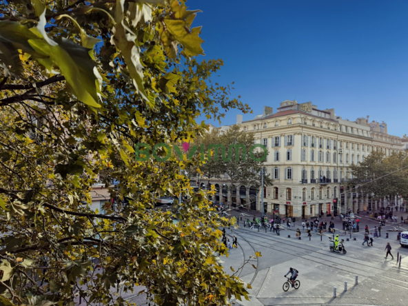 2 pièces avec balcon à vendre - Cours Belsunce - Marseille 1er