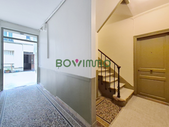 Bel appartement d'une pièce avec cave à vendre - Rue Bellot - Paris 19