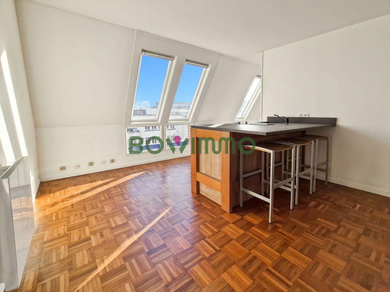 Appartement d'une pièce à louer meublé - Gare de Lyon - Paris 12