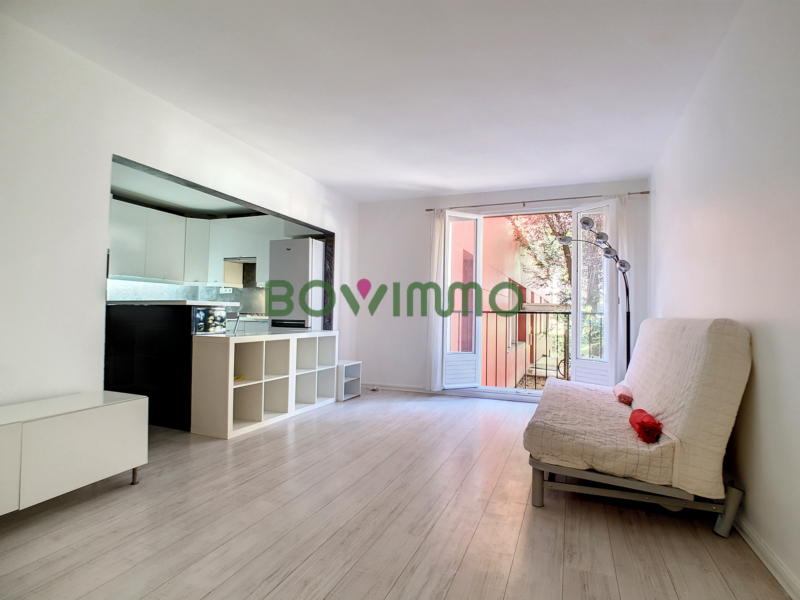 Appartement d'un pièce à vendre - Rue de la Réunion - Paris 20