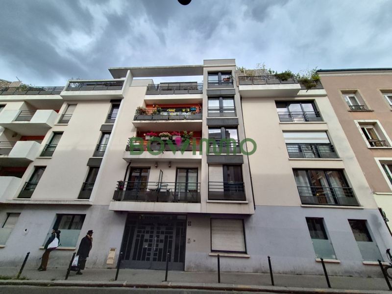 Studio à louer bail code civil - Rue Pixérécourt - Paris 20