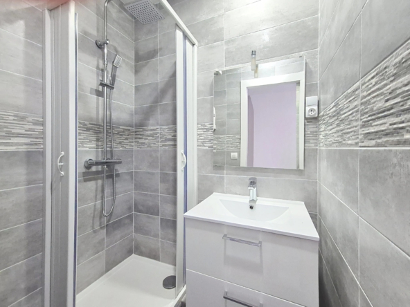 1 pièce 19 m2 Bel appartement d'une pièce avec cave à vendre - Rue Bellot - Paris 19