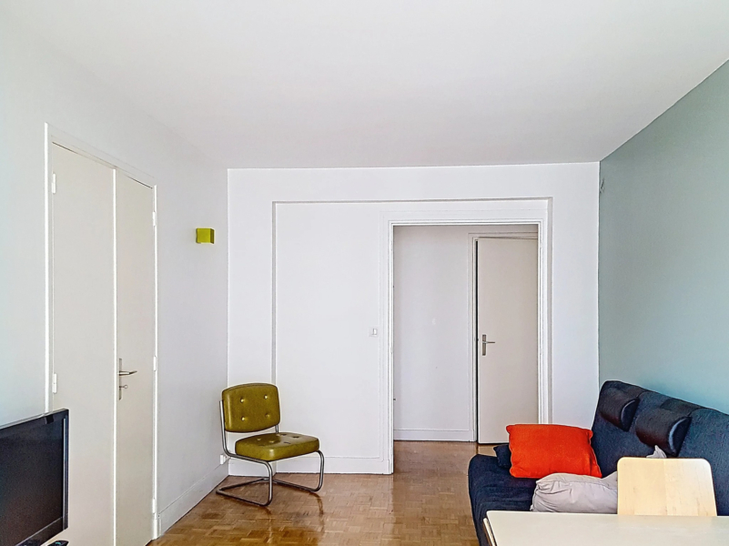 2 pièces avec cave à louer meublé- Rue des Rondeaux - Paris 20