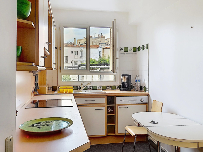 2 pièces avec cave à louer meublé- Rue des Rondeaux - Paris 20