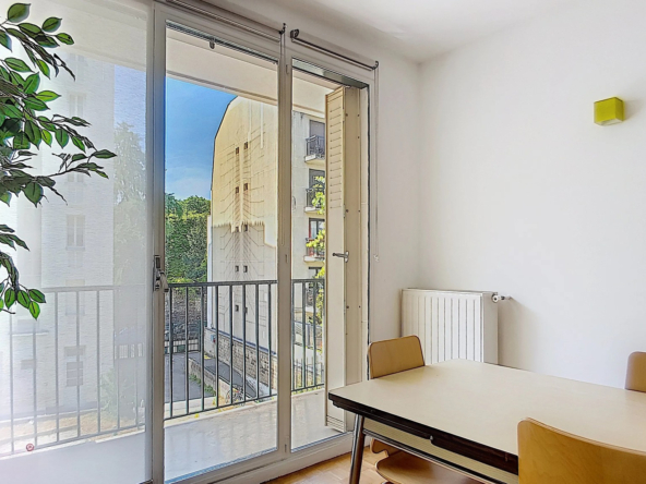 2 pièces avec cave à louer meublé- Rue des Rondeaux - Paris 20