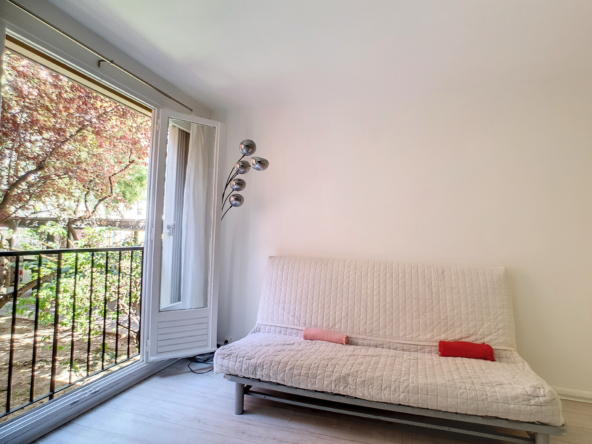 Appartement d'une pièce à vendre - Rue de la Réunion - Paris 20