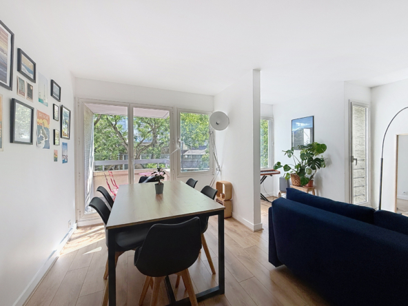 APPARTEMENT DE 4 PIECES A VENDRE - RUE DES PYRENEES - PARIS 20