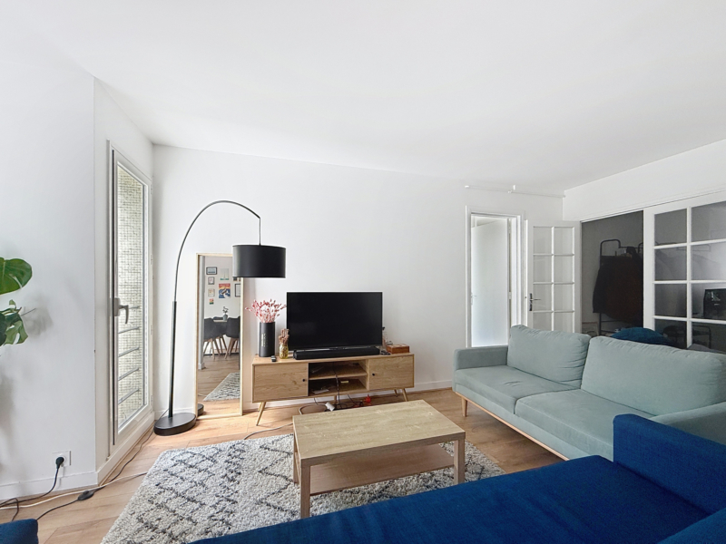 APPARTEMENT DE 4 PIECES A VENDRE - RUE DES PYRENEES - PARIS 20