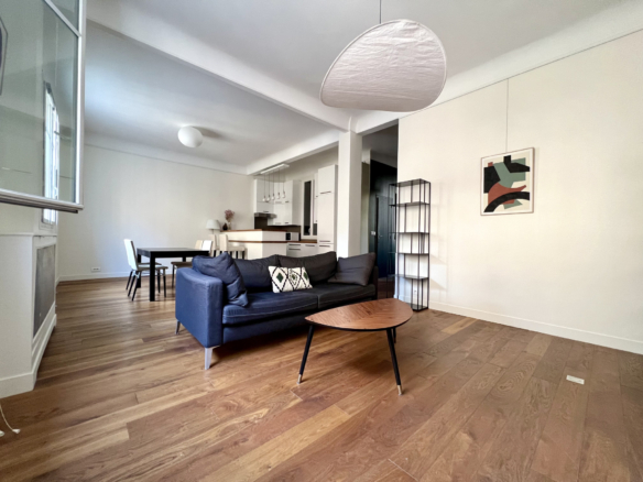 Rue Joseph de Maistre - superbe T2 meublé - Paris 18