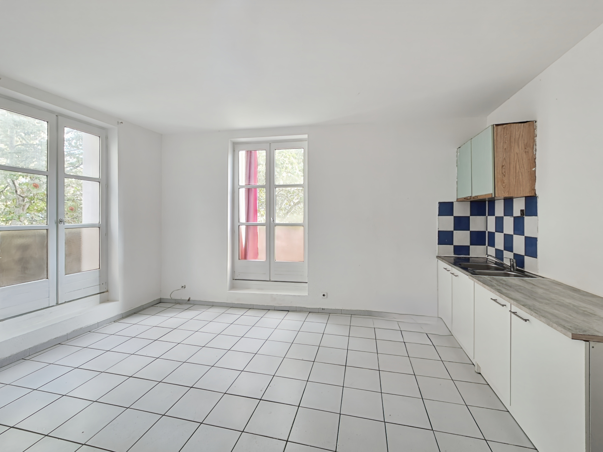 A vendre 2 pièces avec terrasse - Cours de Belsunce - Marseille 13001