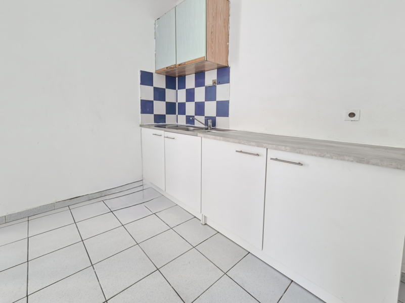 A vendre 2 pièces avec terrasse - Cours de Belsunce - Marseille 13001