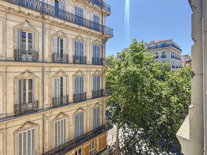 A vendre studio - Rue Belsunce - Marseille 13001
