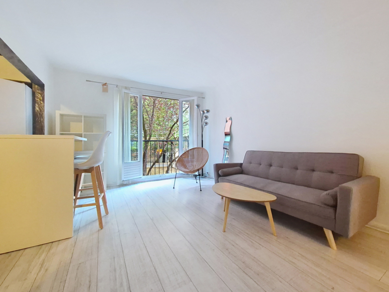A vendre un appartement d'une pièce - Rue de la Réunion - Paris 20