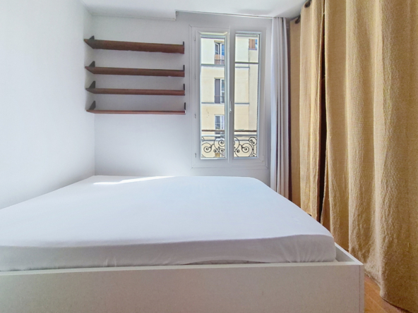 2 Pièces meublées  à louer - rue des Couronnes - Paris 20