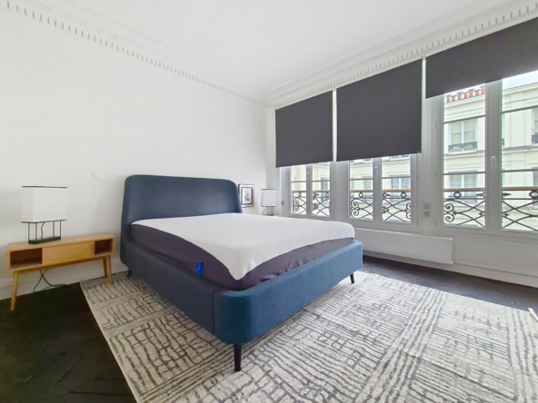 Superbe 2 pièces à louer meublé - rue Saint Denis- PARIS 2