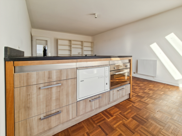 Appartement d'une pièce à louer meublé -bail code civil - Gare de Lyon - Paris 12