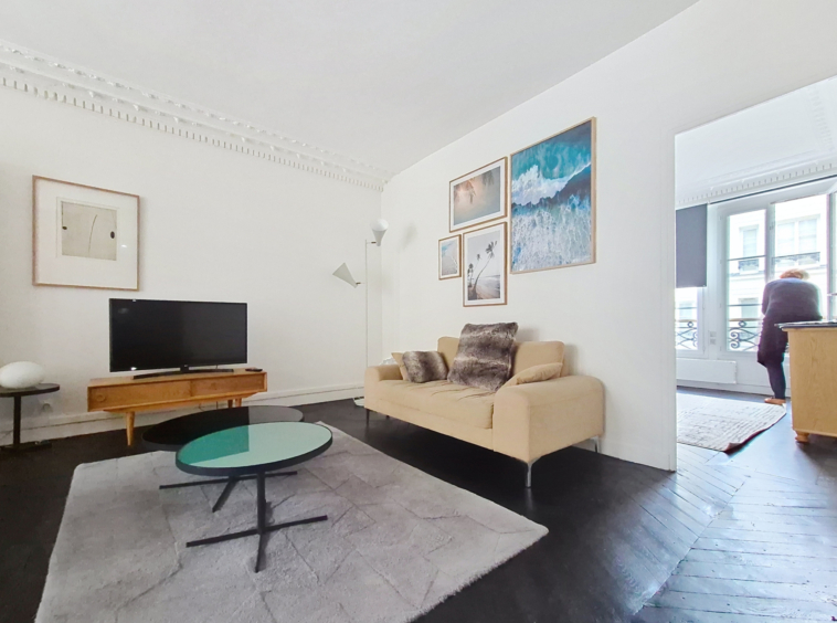 Superbe 2 pièces à louer meublé - rue Saint Denis- PARIS 2