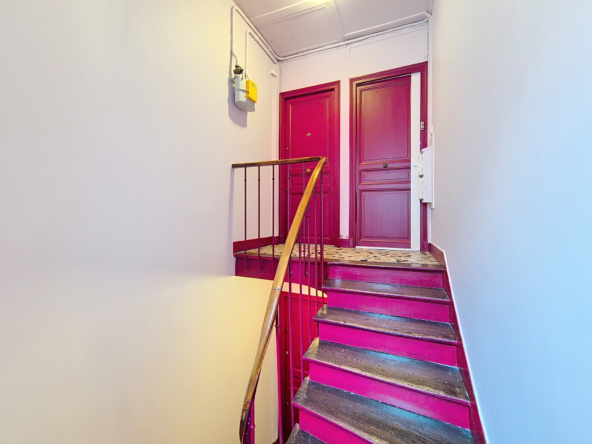 2 pièces en dernier étage à vendre - Rue Paul Fort - Paris 14