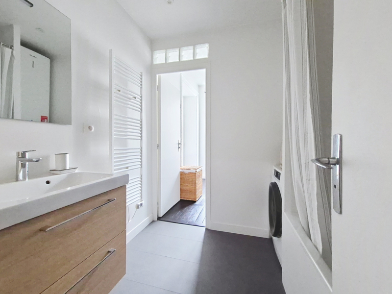 Superbe 2 pièces à louer meublé - rue Saint Denis- PARIS 2