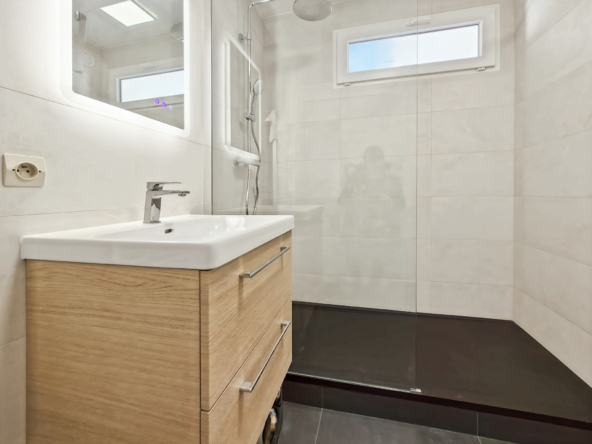 Appartement d'une pièce à louer meublé -bail code civil - Gare de Lyon - Paris 12