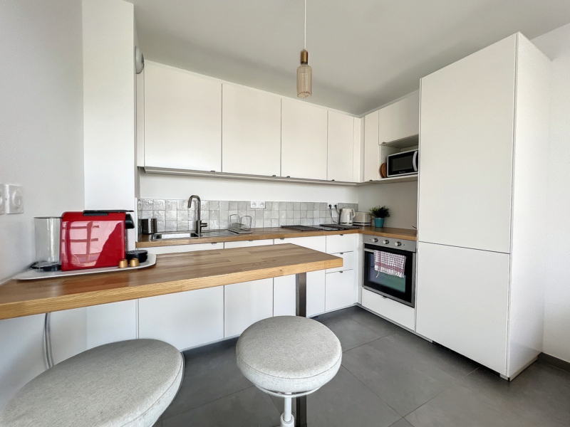 2 pièces avec terrasse à louer meublé - Proximité Mucem - MARSEILLE 2