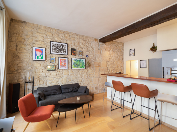 Appartement d'une pièce à louer meublé - Rue St Sauveur - Paris 02