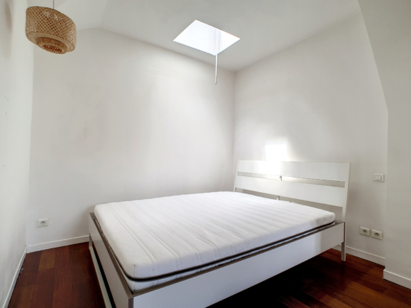 2/3 pièces  à louer meublé- Bail code civil - Paris 10