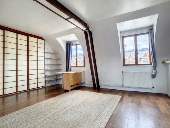 2/3 pièces  à louer meublé- Bail code civil - Paris 10