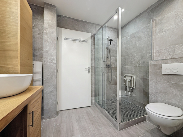 3 pièces avec jardin privatif (211m2) - bail code civil - Paris 20