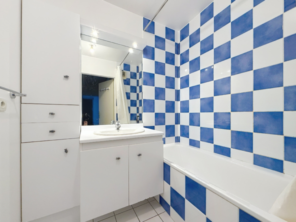 cave et parking - Paris 20