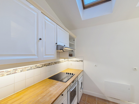 Style Loft à louer vide - Rue C de la Rochefoucault - Paris 9