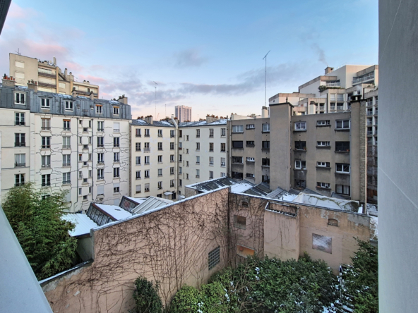 Studio meublé à louer - Rue de Fontarabie - Paris 20