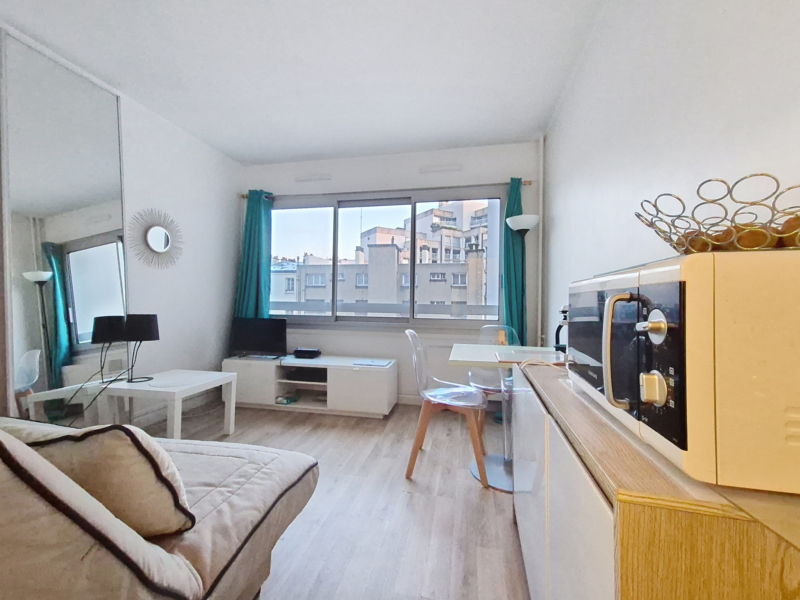 Studio meublé à louer - Rue de Fontarabie - Paris 20