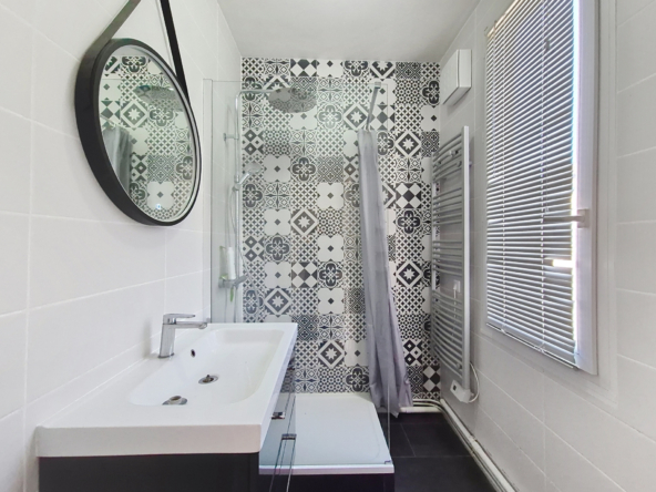 2 pièces à louer - Bail code civil - Av Gravelle ST Maurice