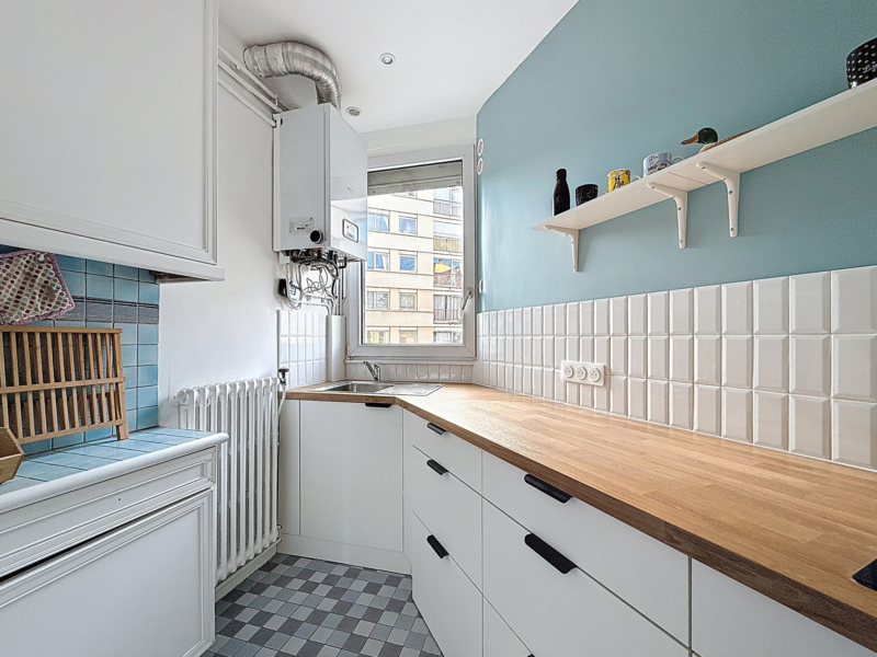 2 pièces - Paris 18 - lumineux - charme de l'ancien