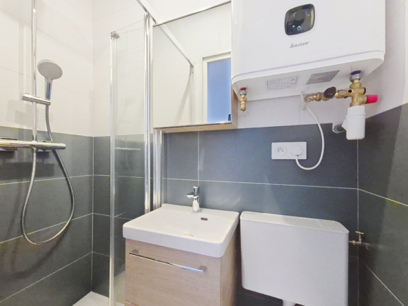 Appartement d'une pièce à louer - Rue Petrarque - Paris 16