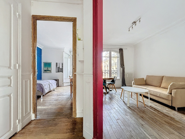 2 pièces - Paris 18 - lumineux - charme de l'ancien