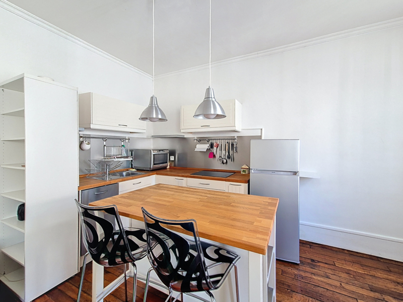 2 pièces à louer meublé - rue St Bernard - Paris 11