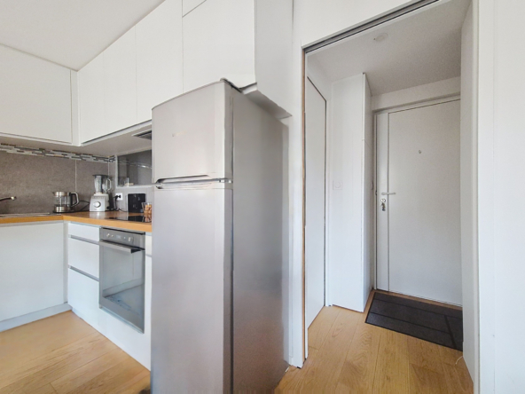 Appartement d'une pièce à louer meublé - Bd de Picpus - Paris 12