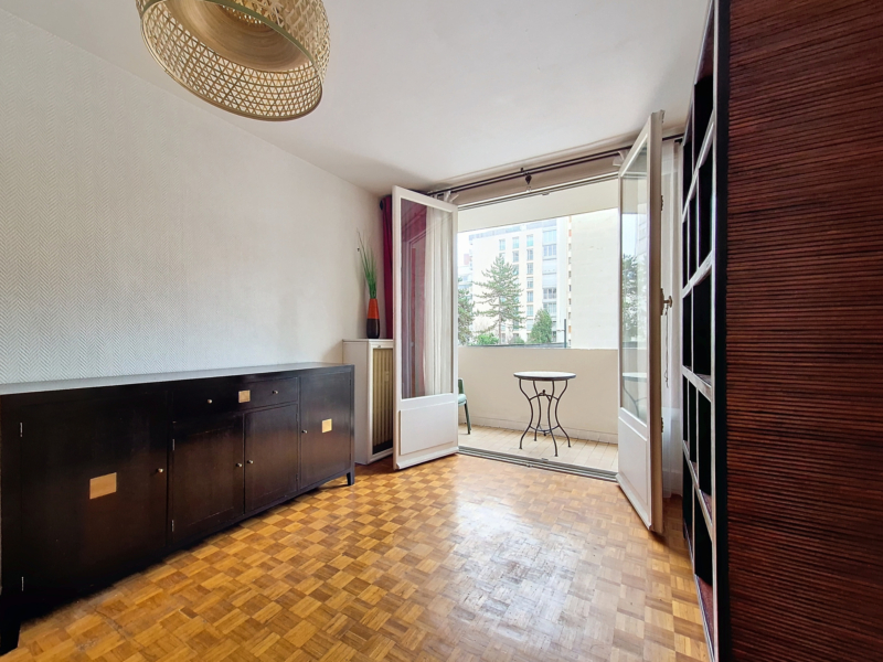 2 pièces à louer avec balcon - Rue de la Plaine - Paris 20