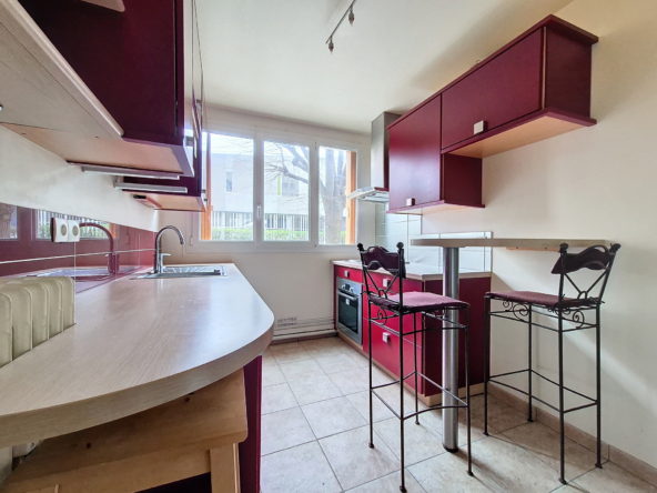 2 pièces à louer avec balcon - Rue de la Plaine - Paris 20