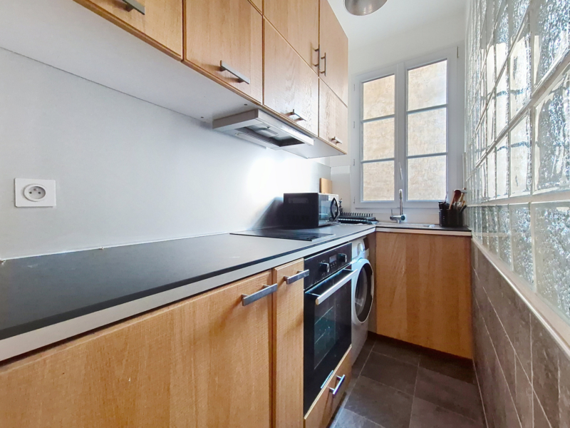 A louer en meublé 2 pièces  - Rue Hallé - Paris 14