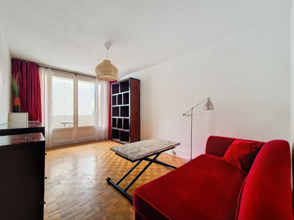 2 pièces à louer avec balcon - Rue de la Plaine - Paris 20