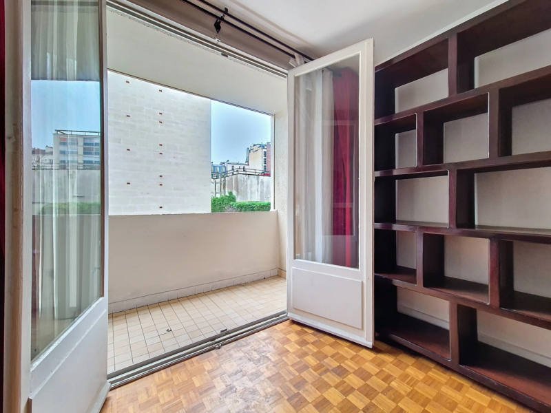 2 pièces à louer avec balcon - Rue de la Plaine - Paris 20