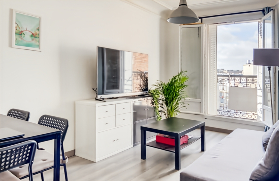A louer appartement meublé 2 pièces  - Bld d'Ornano Paris 75018