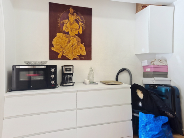 Studio avec balcon à louer meublé - Rue d'Avron - Paris 20