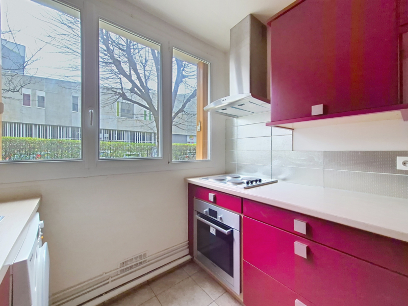 2 pièces à louer avec balcon - Rue de la Plaine - Paris 20